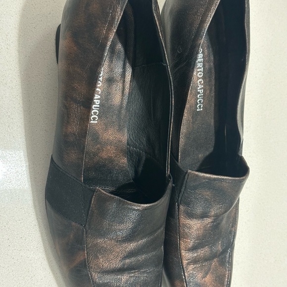 Roberto Capucci loafers size 8.5 marbled bronze leather EUC rubber sole - Picture 9 of 12